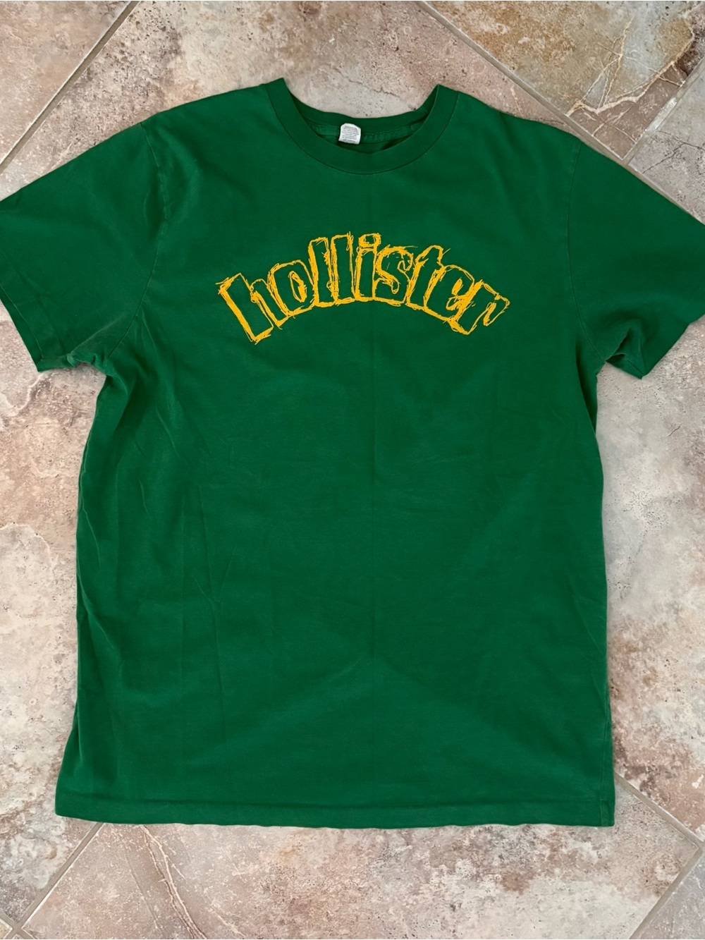 Hollister Green Y2K Short Sleeve Large T Shirt Yellow Logo 2000s Vintage Cotton